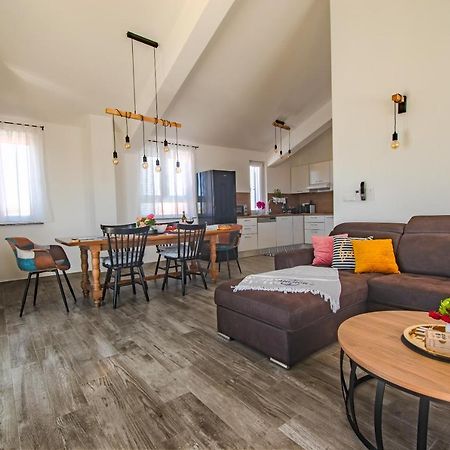 Olea Apartments Vir Eksteriør billede