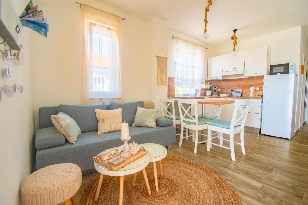 Olea Apartments Vir Eksteriør billede