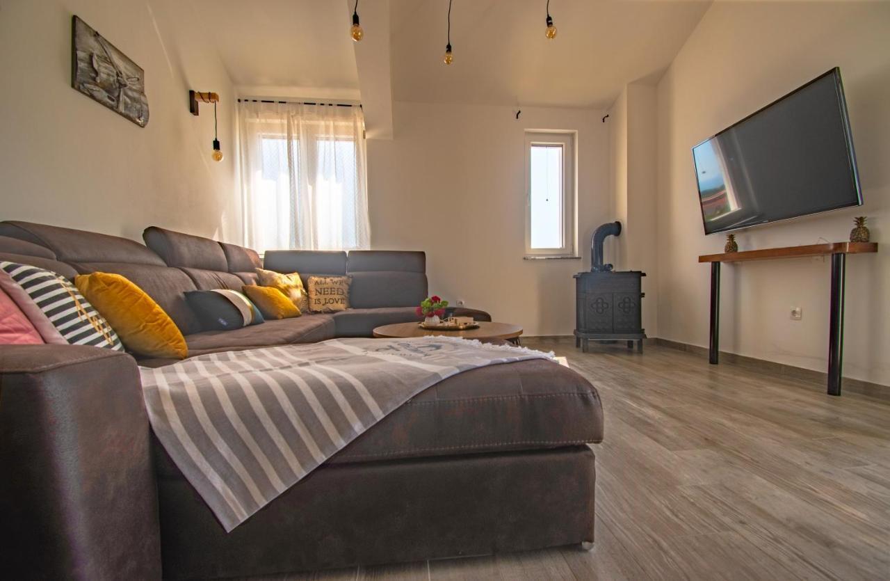 Olea Apartments Vir Eksteriør billede