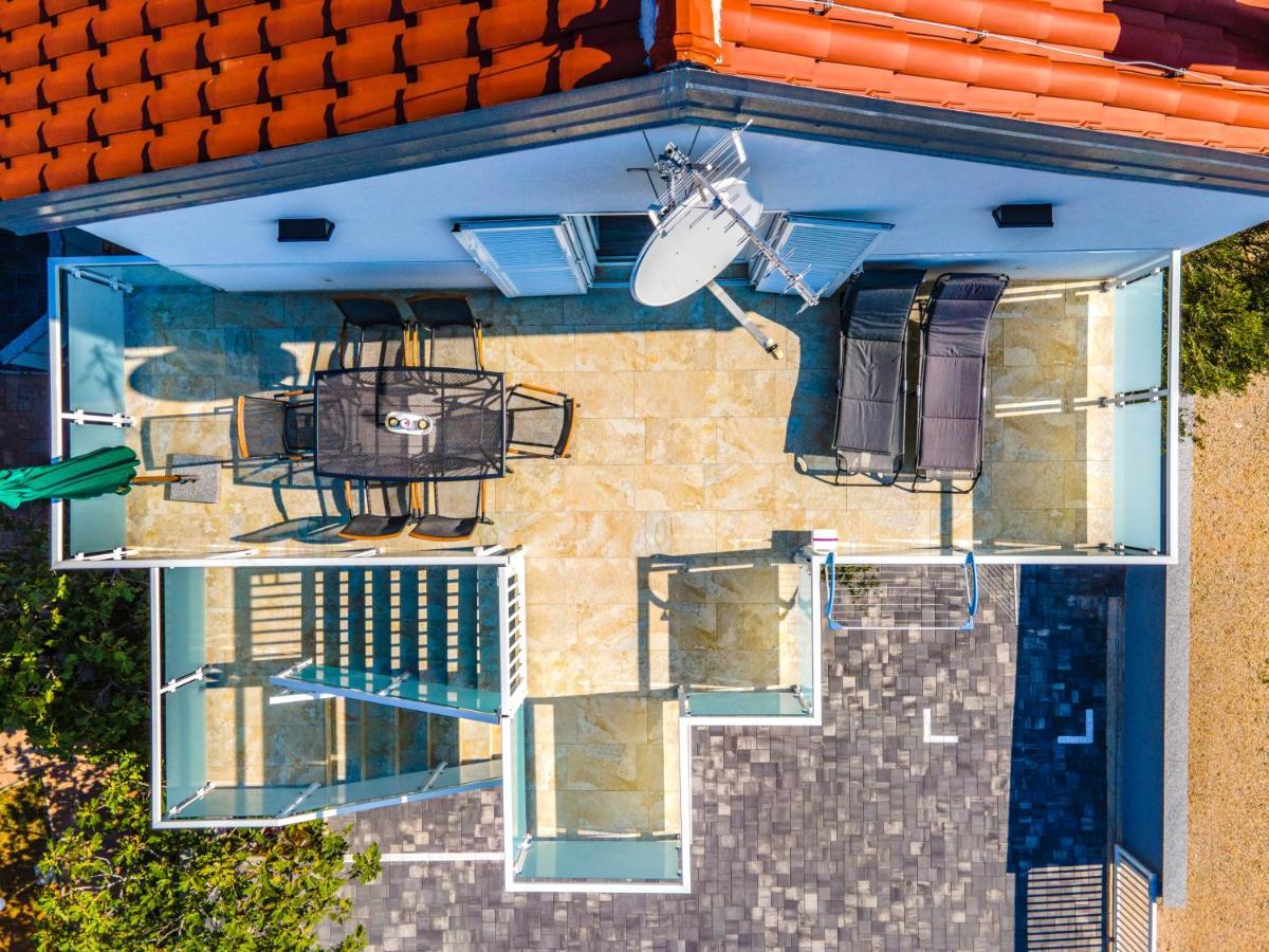 Olea Apartments Vir Eksteriør billede